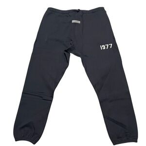 Essentials Fear of God men’s 1977 iron black Relaxed Sweatpants joggers size XXL